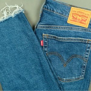 Levi's Wedgie Skinny Fit Raw Hem Distressed High Rise Jeans Dark Stonewash Blue